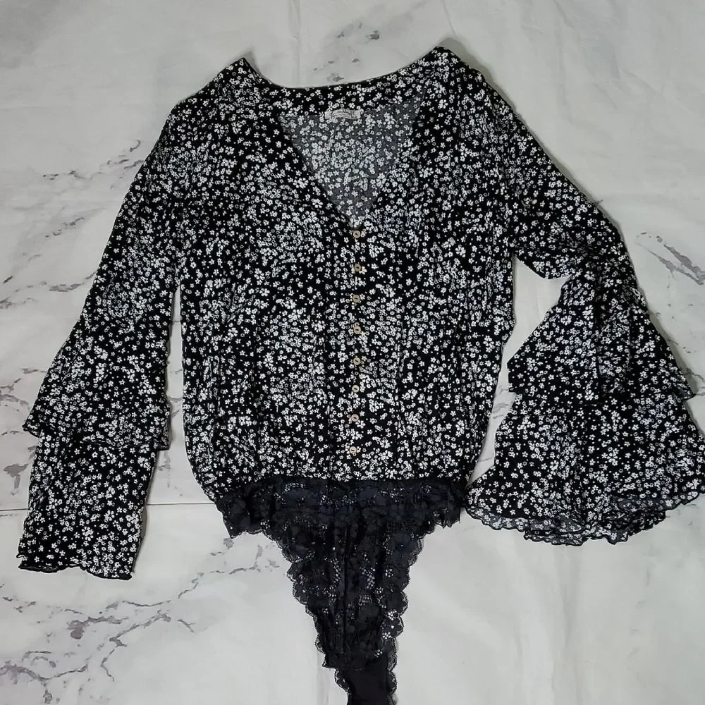 Free People Black and White Ditsy Floral Ruffled Bell Sleeve Bodysuit